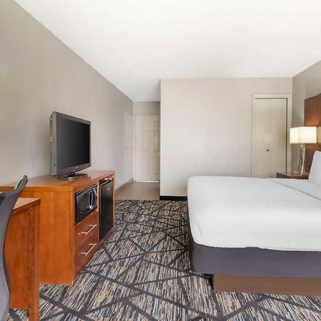 Best Western Near Lackland Afb Seaworld San Antonio Eksteriør bilde