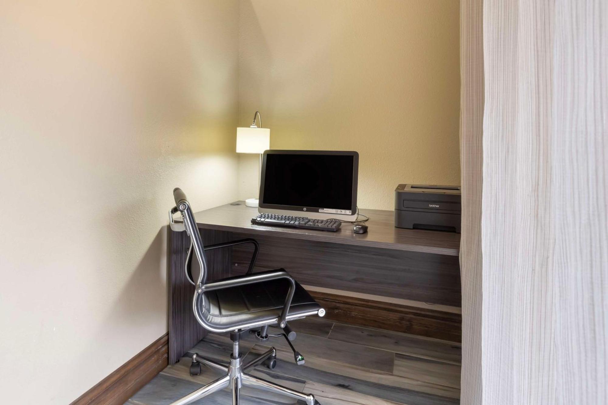 Best Western Near Lackland Afb Seaworld San Antonio Eksteriør bilde