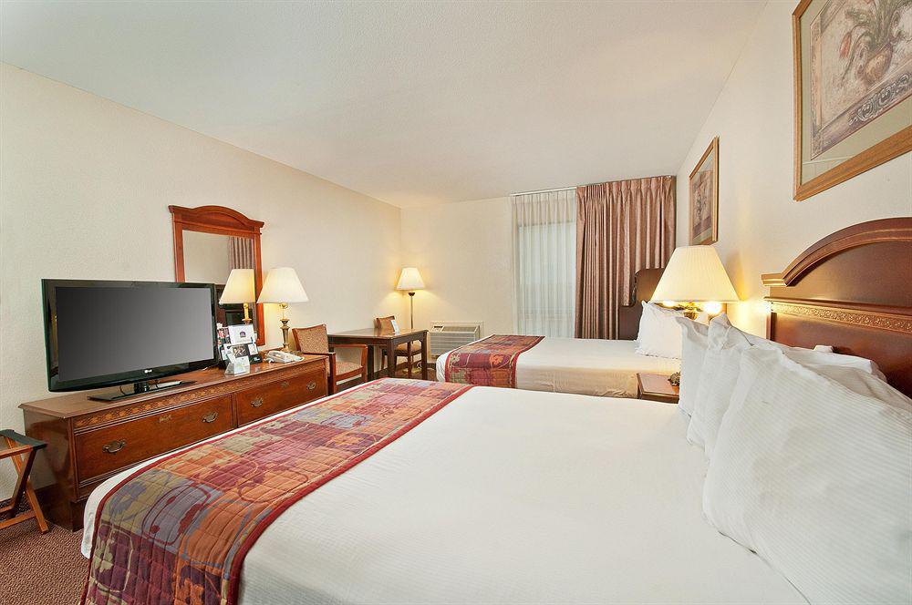 Best Western Near Lackland Afb Seaworld San Antonio Eksteriør bilde